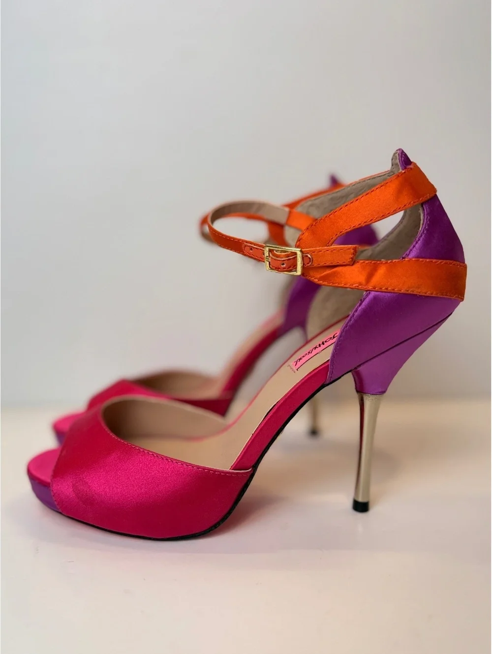 RARE Betsey Johnson Daalia Size 8 Satin Colorblock Platform Heels Y2K Style